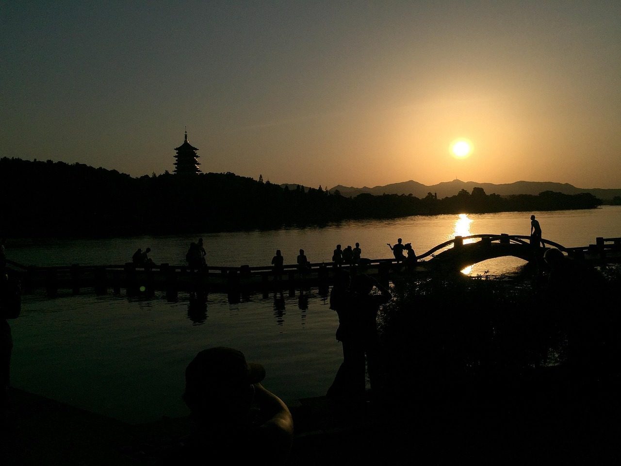 west lake  sunset  nature  small bridge and flowing water  China  Hangzhou  Zhejiang