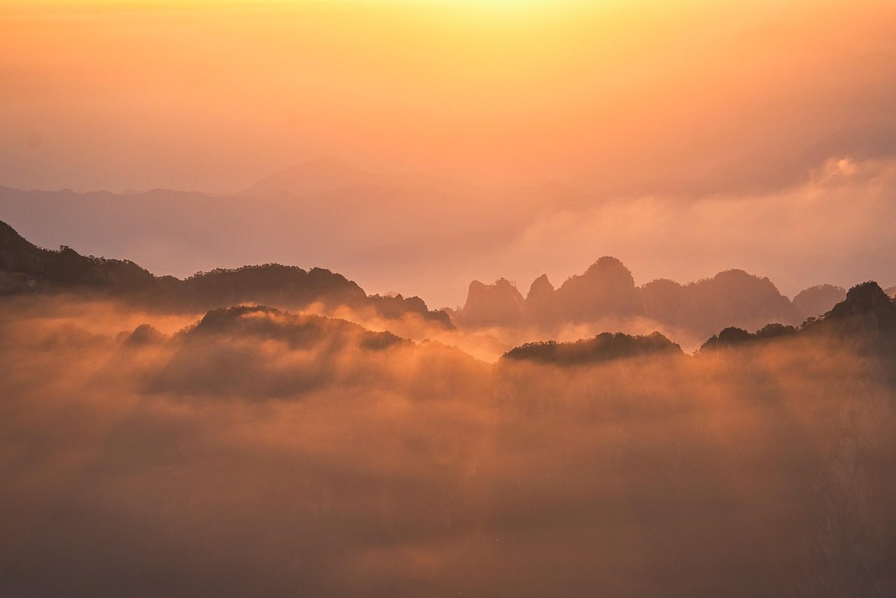 sunrise  desktop backgrounds  4k wallpaper  mountain  morning  nature  view  free wallpaper  laptop wallpaper  mac wallpaper  scenic  cool backgrounds  free bac