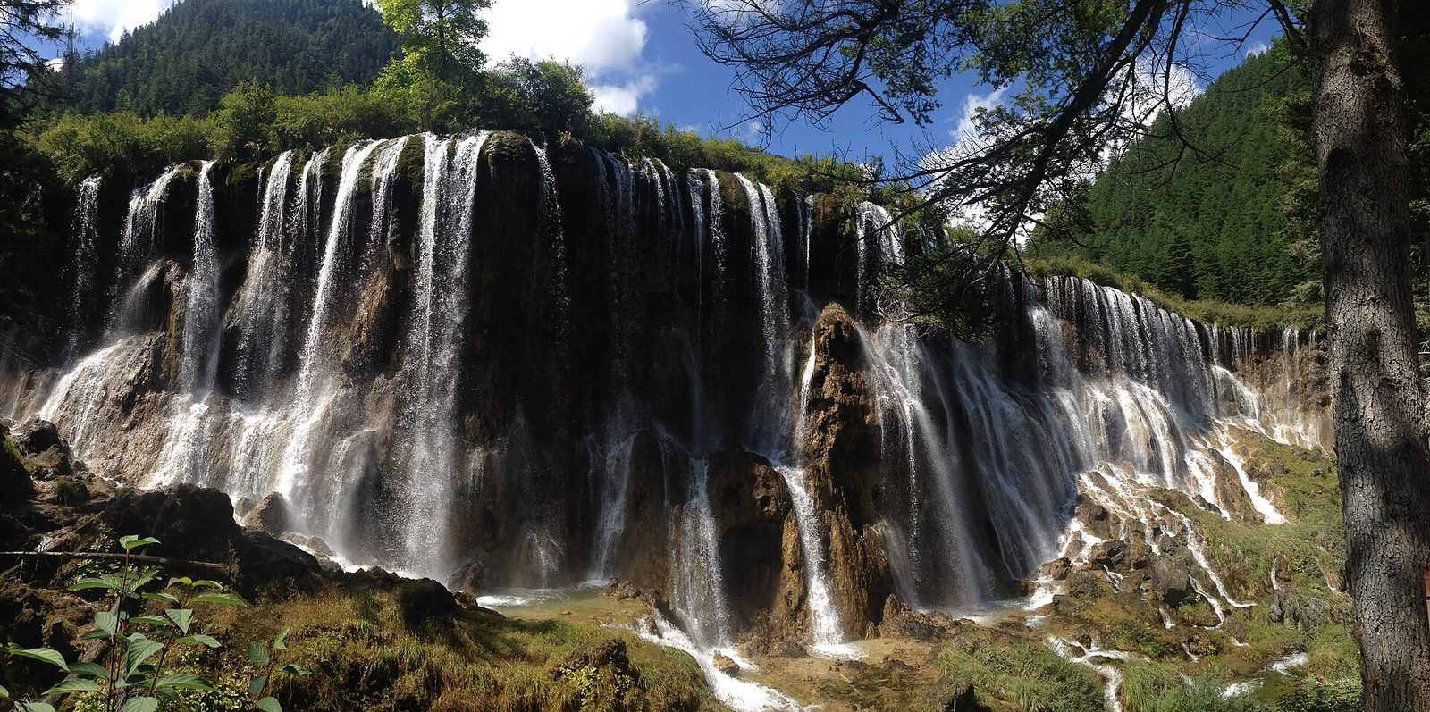Fountain in Jiuzhaigou, Aug 2016