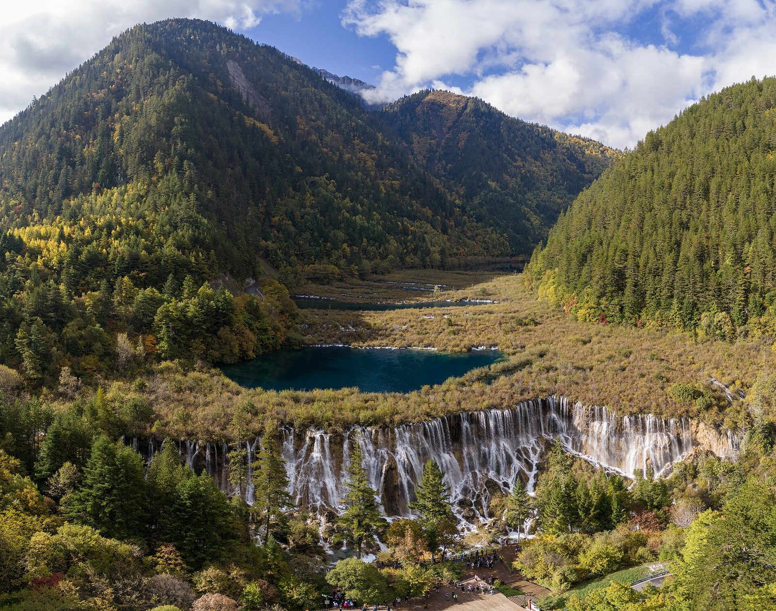 Nuorilang Falls